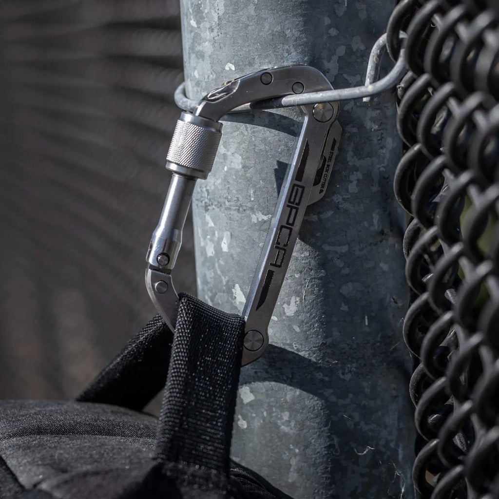 GPCA Carabiner PRO — EDC Multi-Tool Clip