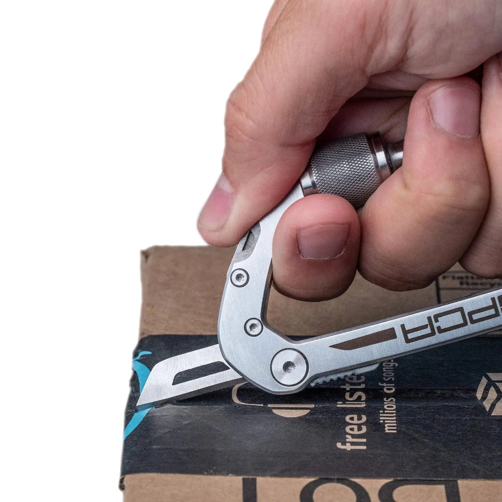 GPCA Carabiner PRO — EDC Multi-Tool Clip
